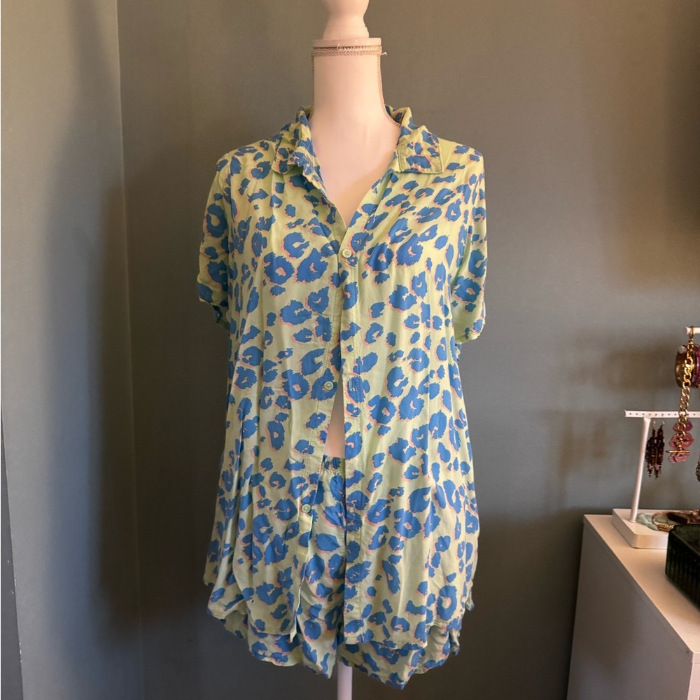 Leopard Print Lightweight Swim Cover Up Set Button Down Top Shorts Large Blue
